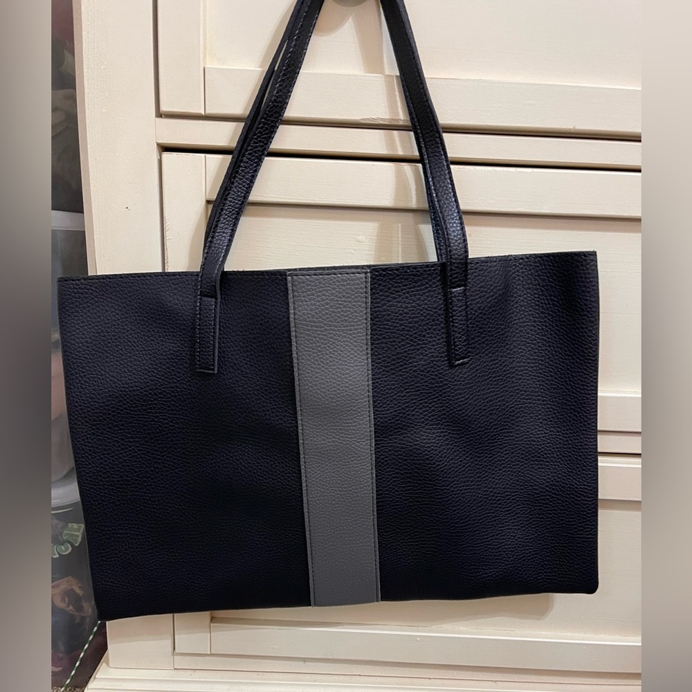 Vince Camuto Tote‎ Bag